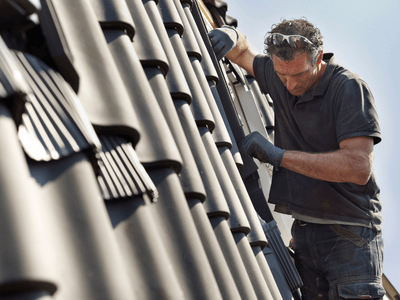 About Leaking Skylight Repair Pros North Chicago, IL